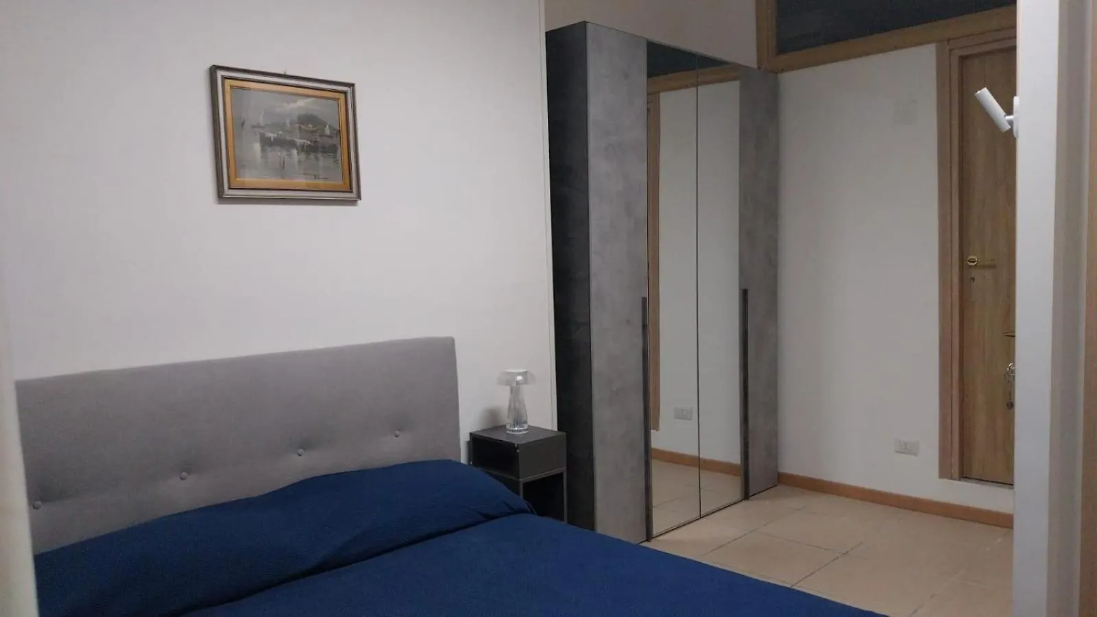 Guest house Affittacamere Annamaria Garibaldi Naples